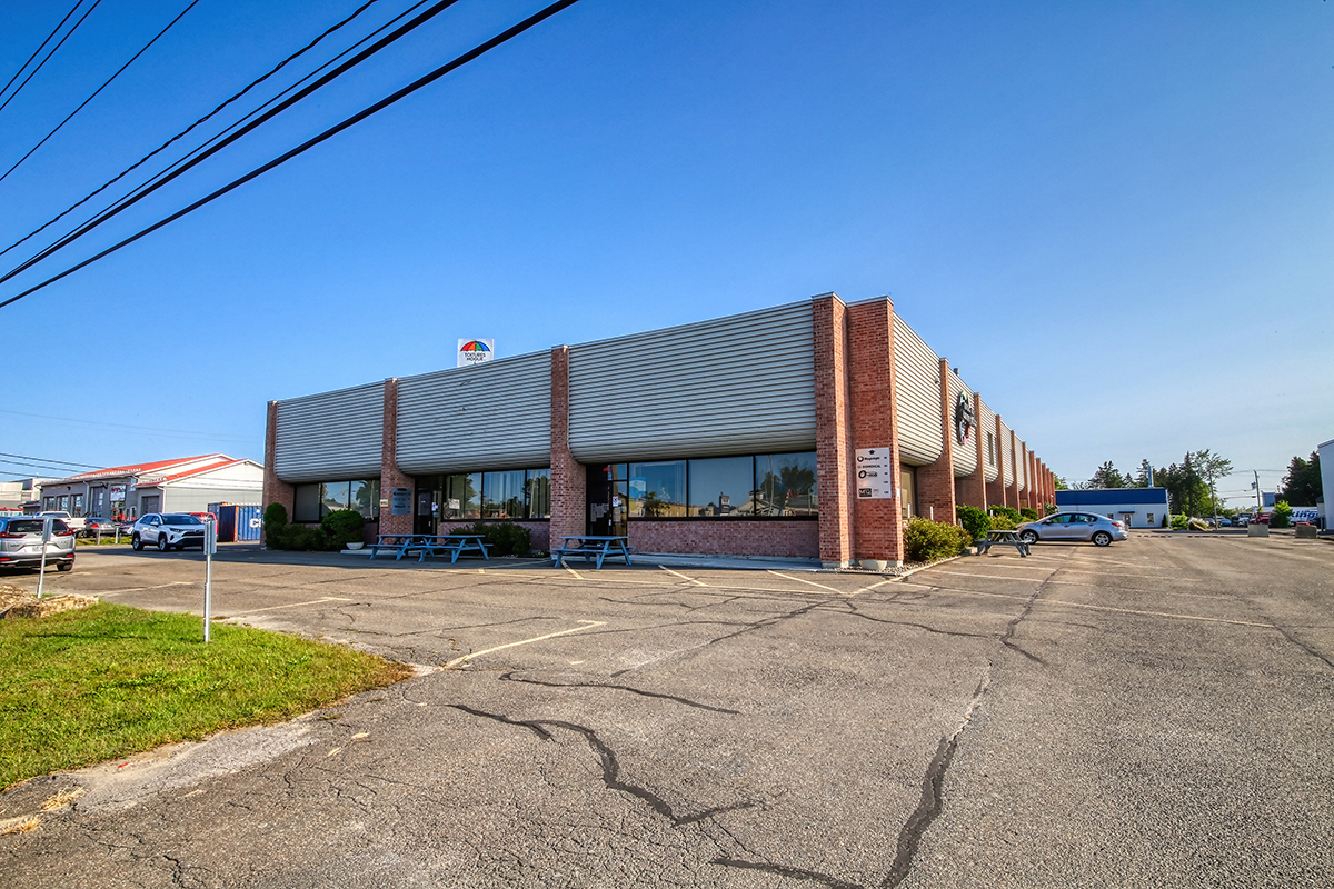 14 163, boul. du Curé-Labelle SUITE 10,<br>Mirabel, Qc, J7J 1M3